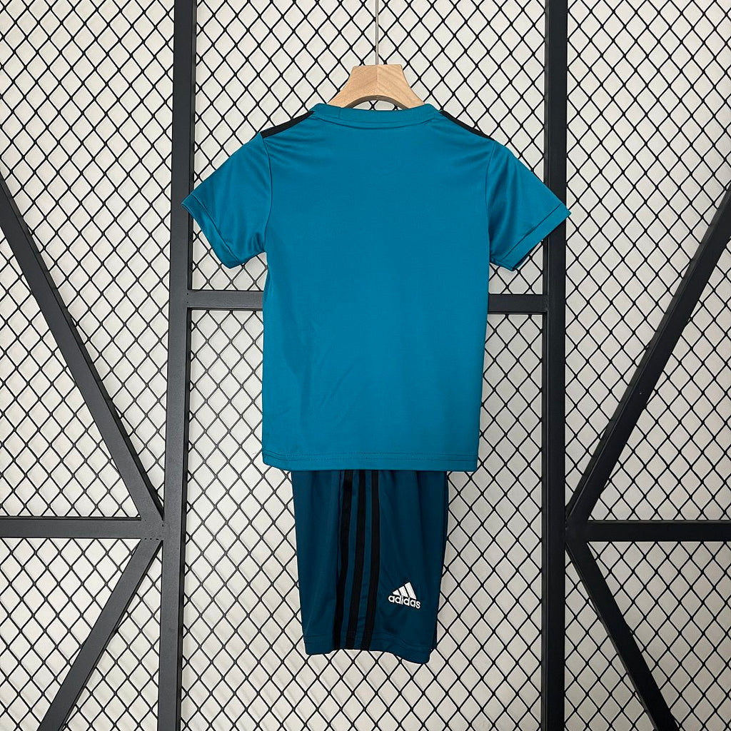 Kit Kids Retro Real Madrid Third Jersey 2017/18