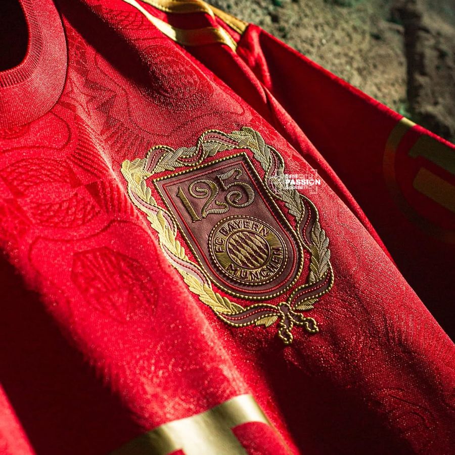 Bayern München 2025 125-Years Anniversary Kit Authentic Player [Slim Fit] Player